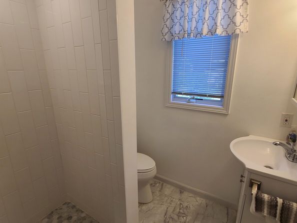 312 76th St, North Bergen NJ 07047