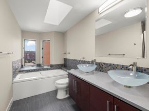 312 Franklin Ct, Edgewater NJ 07020