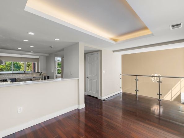 312 Franklin Ct, Edgewater NJ 07020