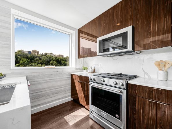 800 Avenue At Port Imperial 821, Weehawken NJ 07086