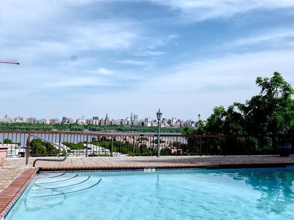 300 Gorge Rd 18, Cliffside Park NJ 07010