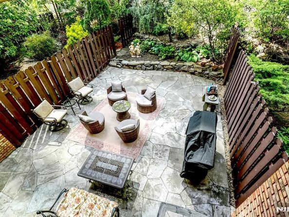 300 Gorge Rd 18, Cliffside Park NJ 07010