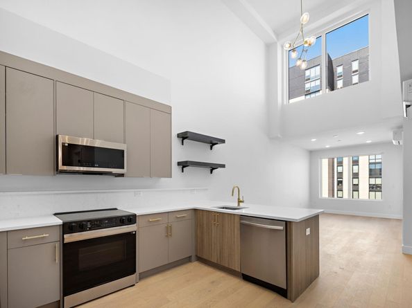 35 Orchard St 802, Jersey City NJ 07306