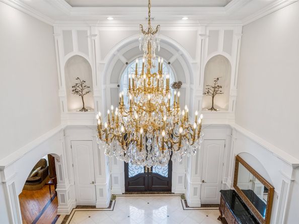 2 Euclid Rd, Fort Lee NJ 07024