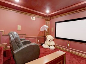 2 Euclid Rd, Fort Lee NJ 07024