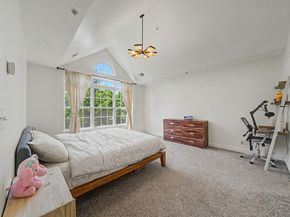 180 Blue Heron Dr 180, Secaucus NJ 07094