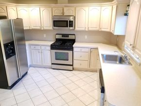 393 Washington Ave B, Cliffside Park NJ 07010