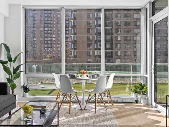 20 Newport Parkway 306S, Jersey City NJ 07310