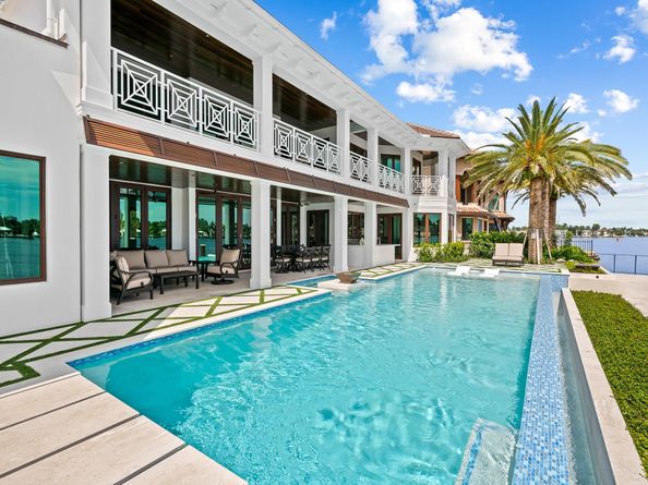 1812 SE 14th St, Fort Lauderdale FL 33316
