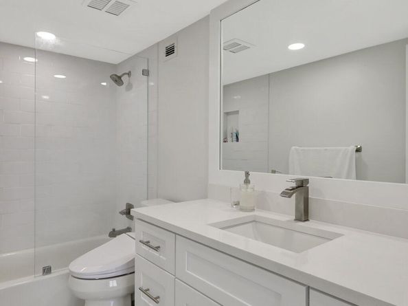 1801 S Flagler Drive 701, West Palm Beach FL 33401