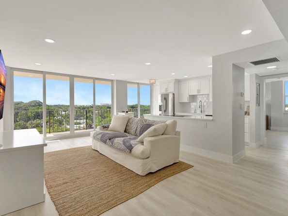 1801 S Flagler Drive 701, West Palm Beach FL 33401