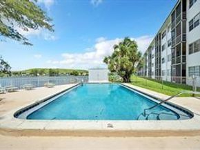 4311 Crystal Lake Dr 213, Deerfield Beach FL 33064