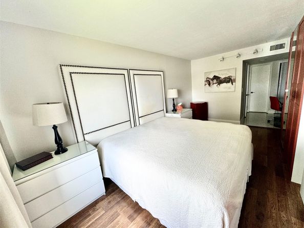 4311 Crystal Lake Dr 213, Deerfield Beach FL 33064