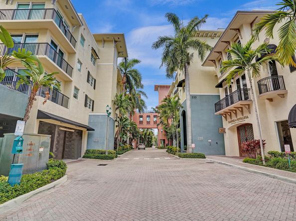 235 NE 1st Street 309, Delray Beach FL 33444