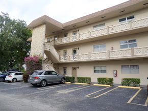 3400 NW 48th Ave 502, Lauderdale Lakes FL 33319