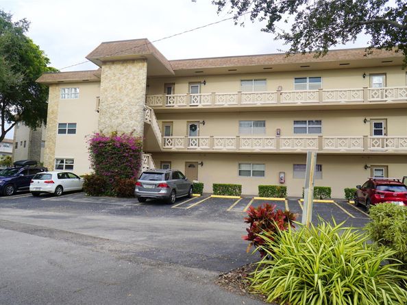 3400 NW 48th Ave 502, Lauderdale Lakes FL 33319