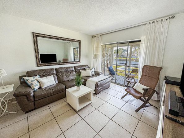 298 SE 6th Avenue 6, Pompano Beach FL 33060