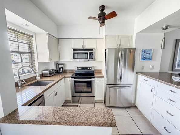 298 SE 6th Avenue 6, Pompano Beach FL 33060