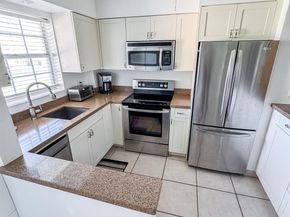 298 SE 6th Avenue 6, Pompano Beach FL 33060