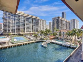 2081 S Ocean Dr 208, Hallandale Beach FL 33009