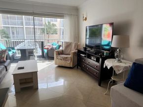 2081 S Ocean Dr 208, Hallandale Beach FL 33009
