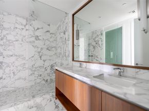 175 SE 25 Road 501, Miami FL 33129