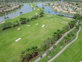 8050 Aberdeen Drive 202, Boynton Beach FL 33472
