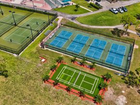 4002 Cambridge A 4002, Deerfield Beach FL 33442
