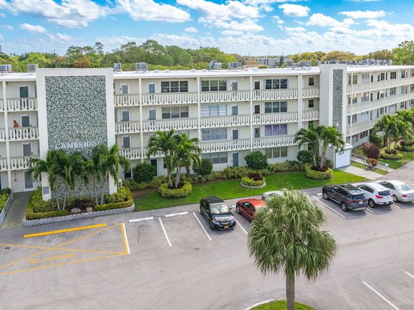 4002 Cambridge A 4002, Deerfield Beach FL 33442