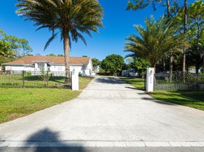 8895 Palomino Drive, Lake Worth FL 33467