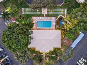 6471 Bay Club Drive 3, Fort Lauderdale FL 33308