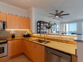806 E Windward Way 524, Lantana FL 33462