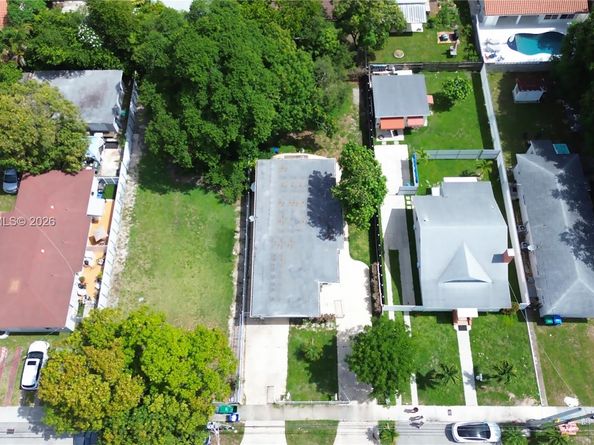 3121-3123 SW 25th Terrace, Miami FL 33133