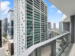77 SE 5th Street 2914, Miami FL 33131