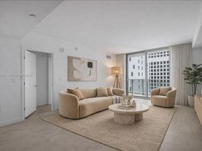 77 SE 5th Street 2914, Miami FL 33131