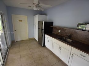 3800 Oaks Clubhouse Drive 309, Pompano Beach FL 33069