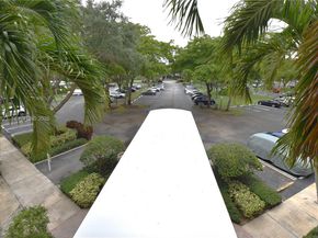 3800 Oaks Clubhouse Drive 309, Pompano Beach FL 33069