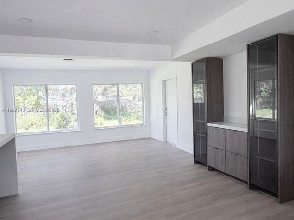 831 SW 39th Avenue, Fort Lauderdale FL 33312