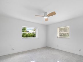 403 S 13th Court, Lantana FL 33462