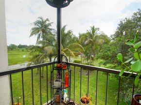 2571 Aragon Blvd 317, Sunrise FL 33322