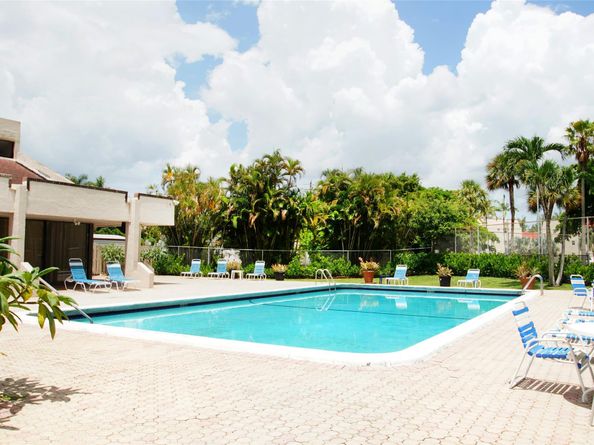 2571 Aragon Blvd 317, Sunrise FL 33322