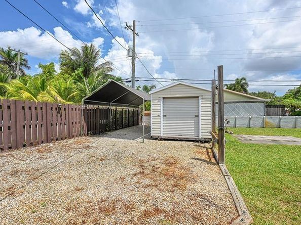 801 SW 14th Ct, Fort Lauderdale FL 33315