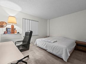 890 N Federal Highway 403, Lantana FL 33462