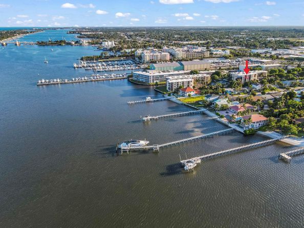 890 N Federal Highway 403, Lantana FL 33462