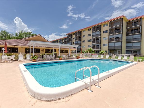 2601 NE 14th Street Cswy 340, Pompano Beach FL 33062