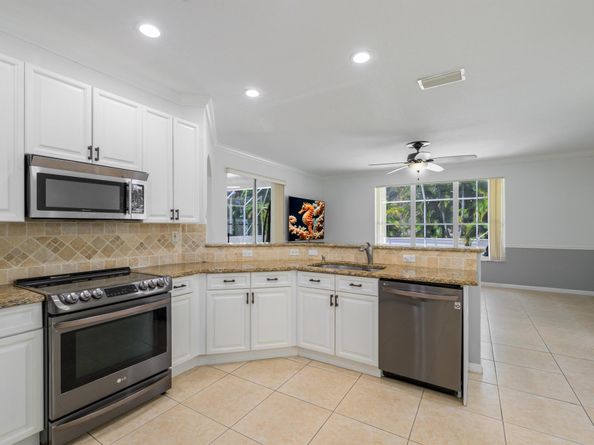 6283 Shadow Tree Lane, Lake Worth FL 33463