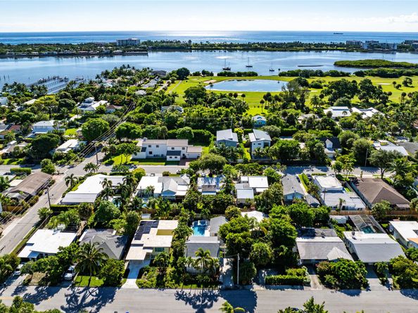 1518 N Ocean Breeze, Lake Worth Beach FL 33460