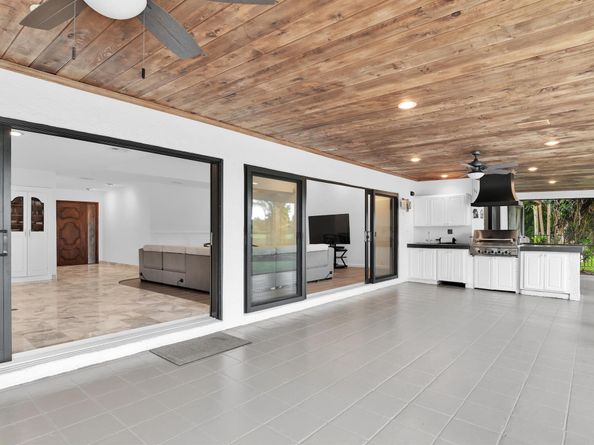 10397 Camelback Lane, Boca Raton FL 33498