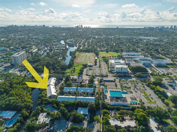 1777 NE 4th Ave B3, Fort Lauderdale FL 33305