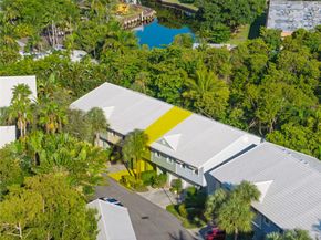 1777 NE 4th Ave B3, Fort Lauderdale FL 33305
